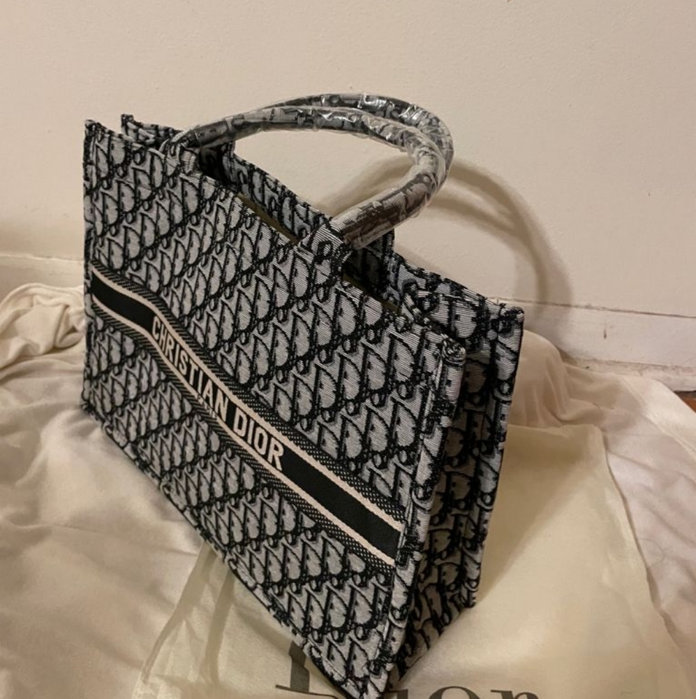 Dior tote bag